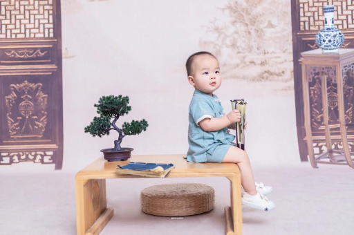 茌平宝宝眼袋发黑